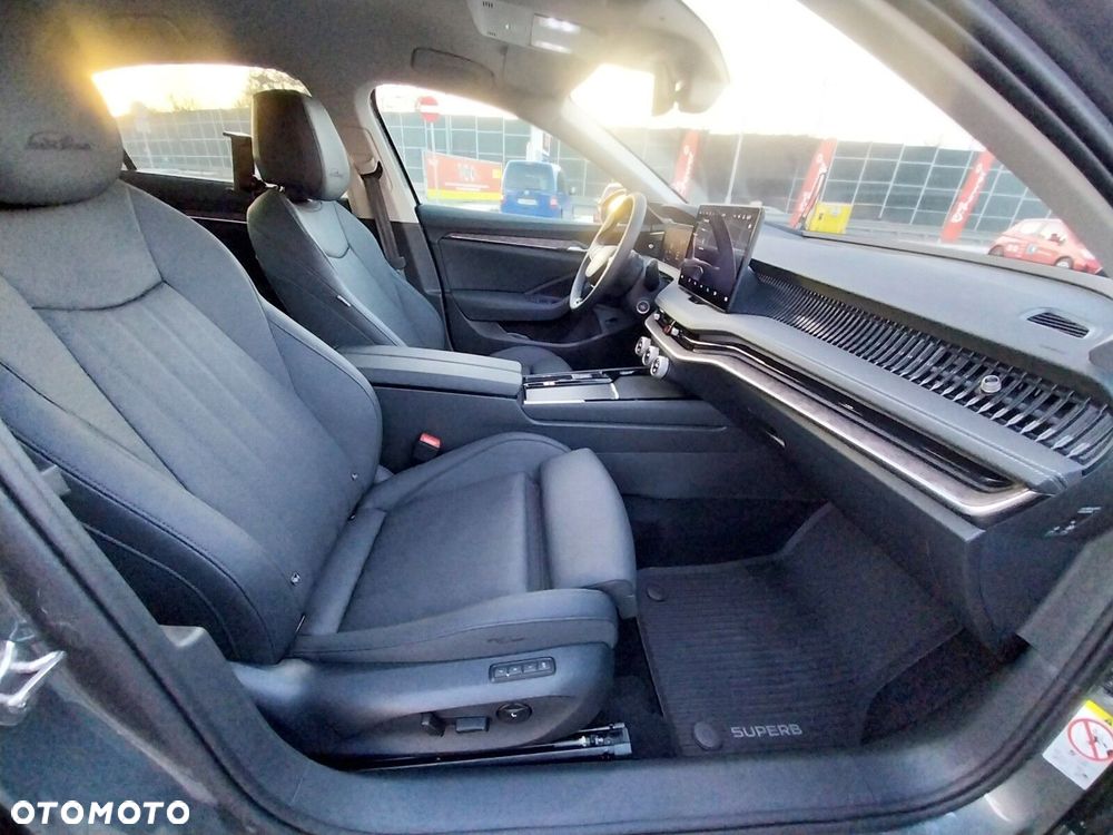 Skoda Superb 2.0 TSI 4x4 L&K DSG - 6