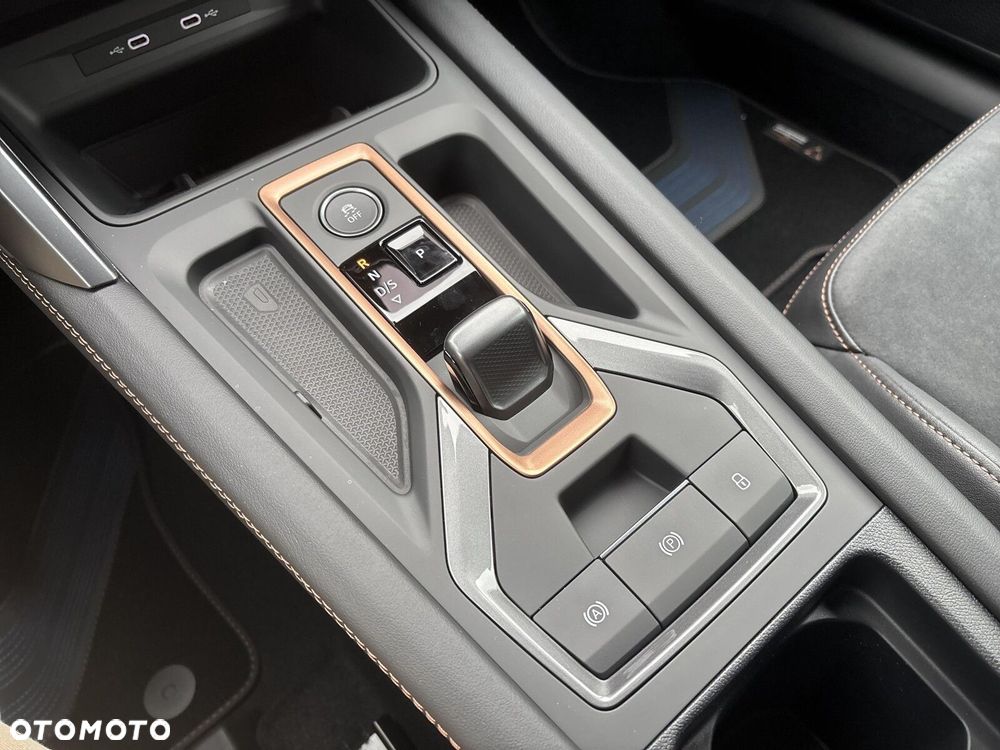 Cupra Formentor 1.5 TSI DSG - 23