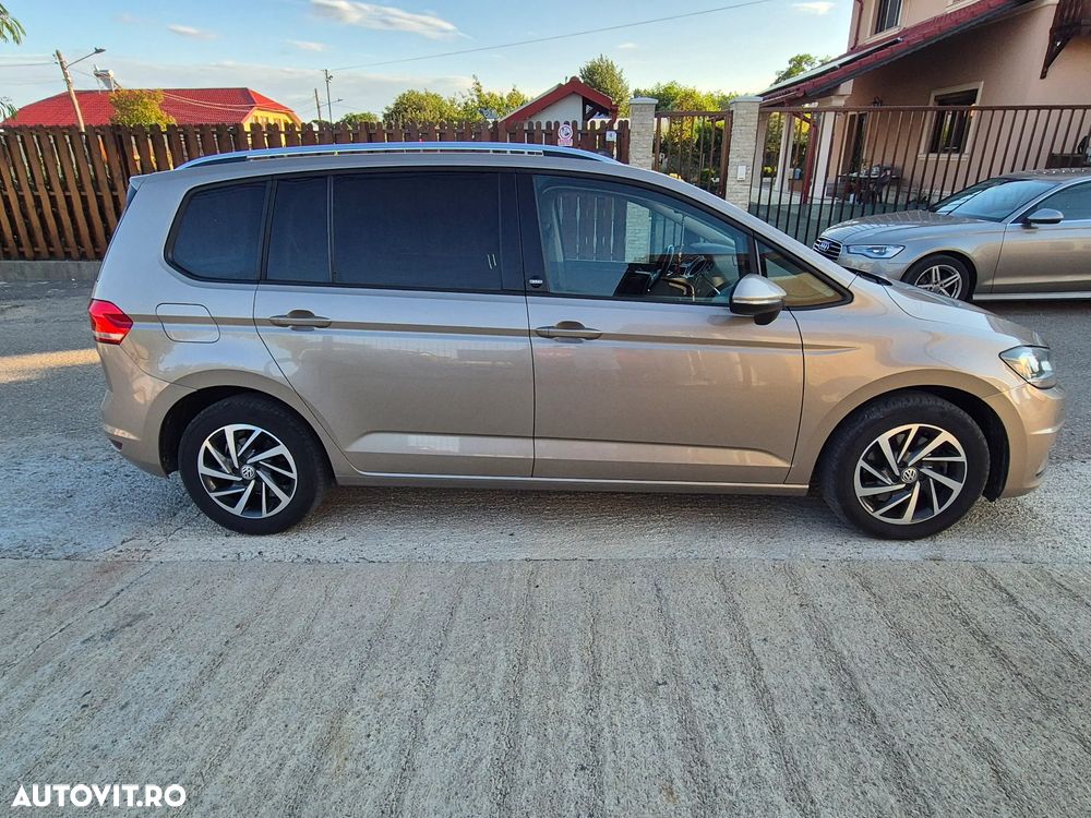 Volkswagen Touran - 21