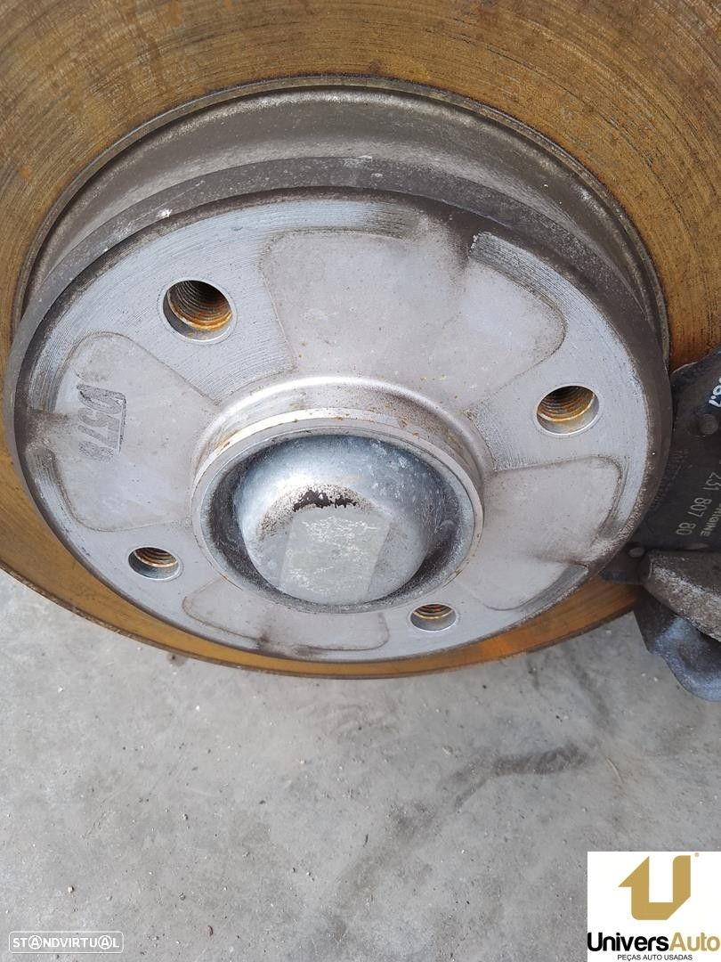 CHARRIOT TRASEIRO PEUGEOT 207 SW - - 2