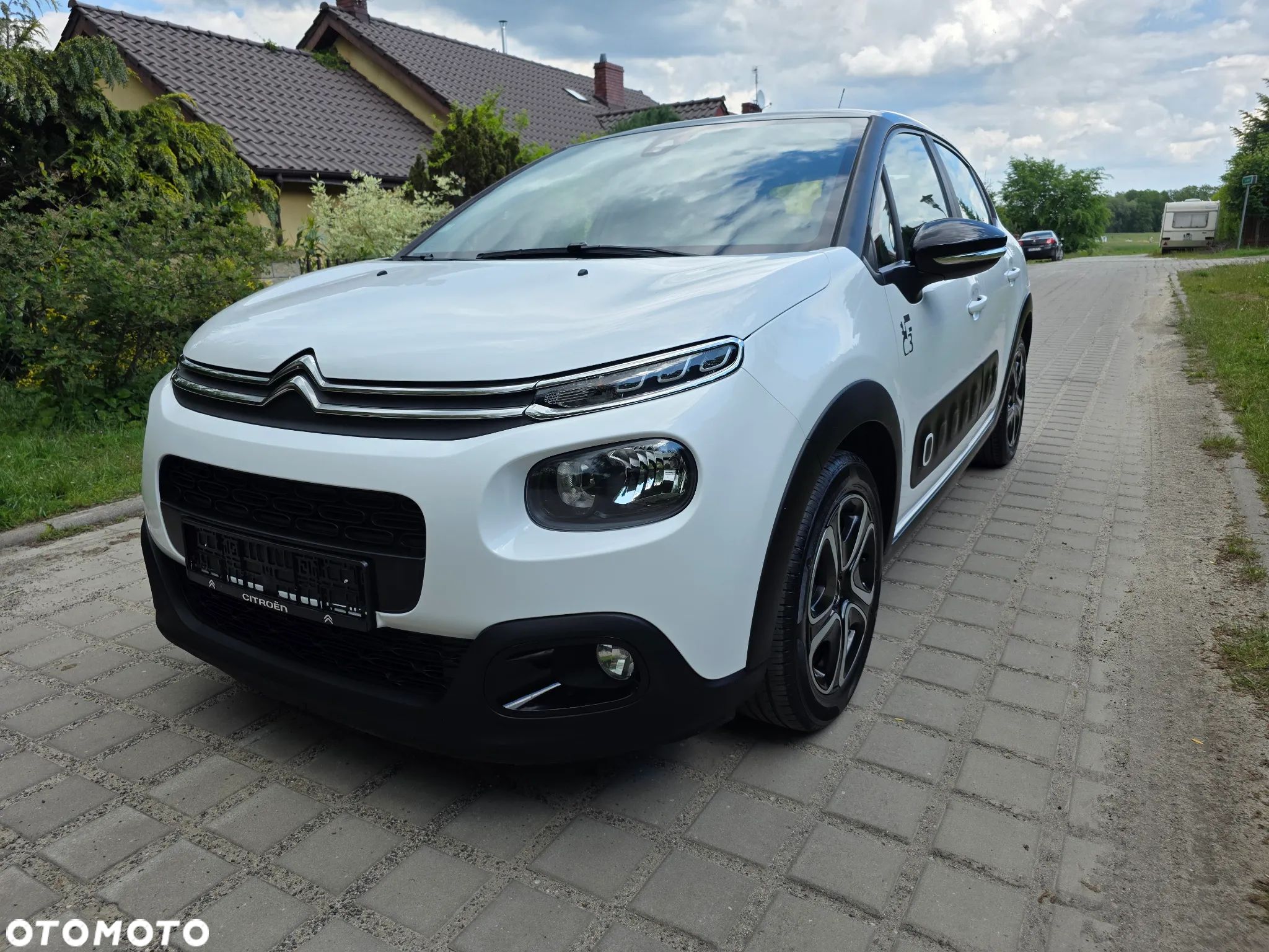 Citroën C3 1.2 PureTech Feel - 1