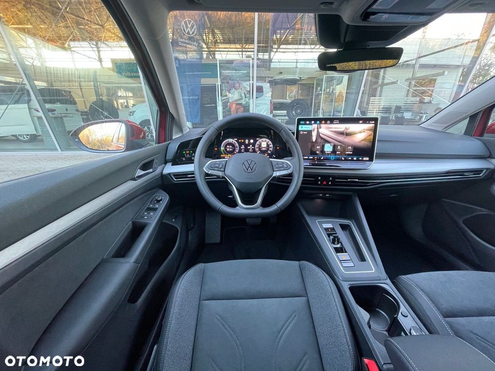 Volkswagen Golf - 11