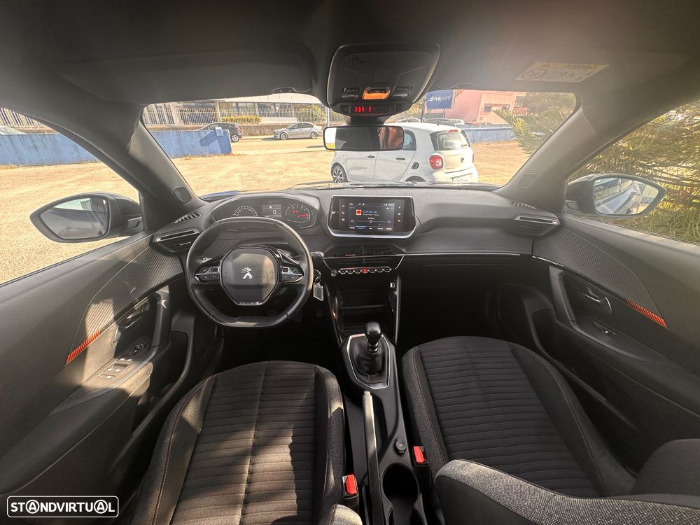 Peugeot 2008 1.2 PureTech Active Pack - 48