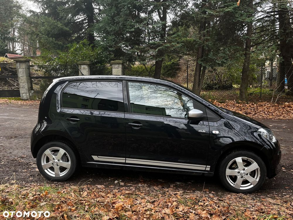 Volkswagen up! club - 3