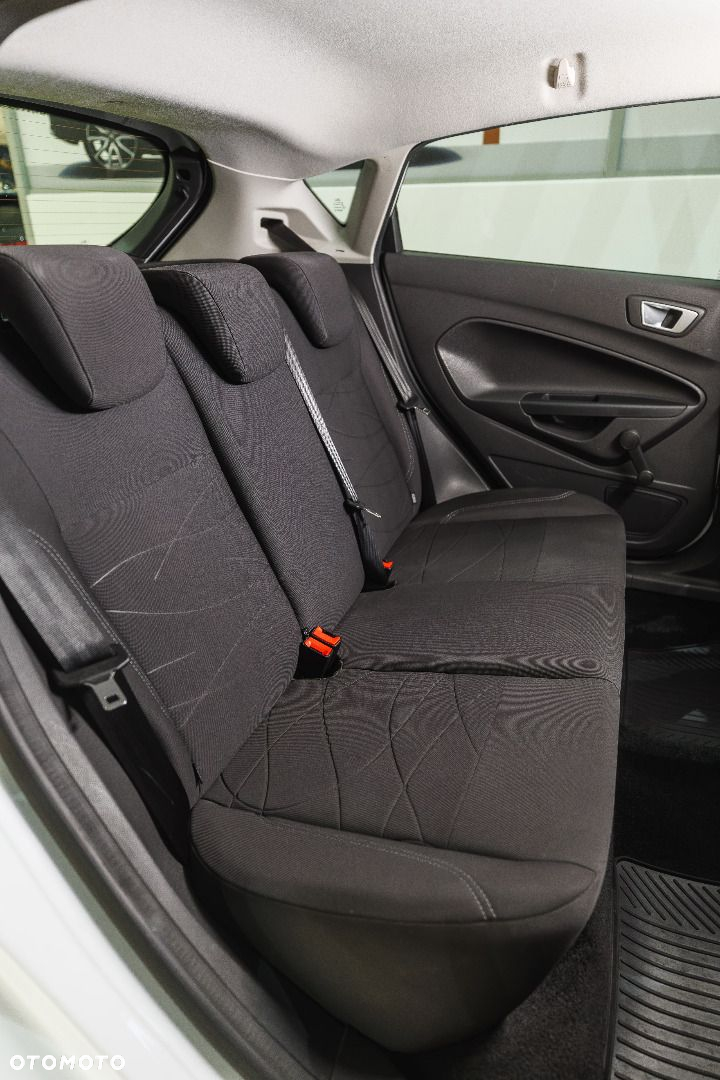 Ford Fiesta - 11