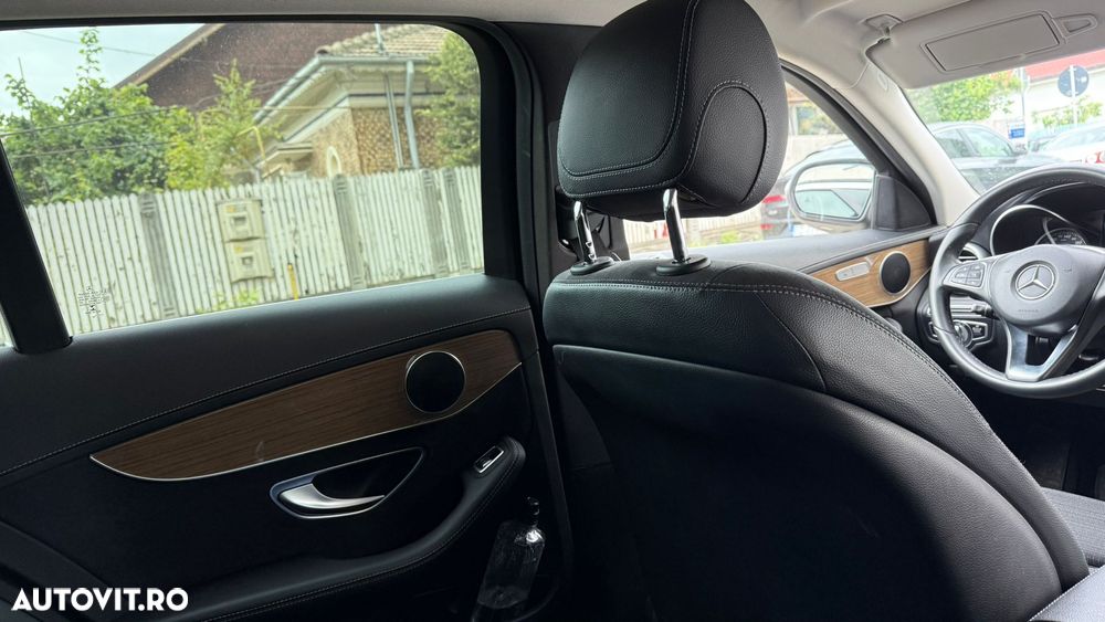 Mercedes-Benz C - 7