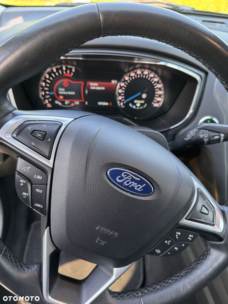 Ford Mondeo 2.0 TDCi Titanium - 18