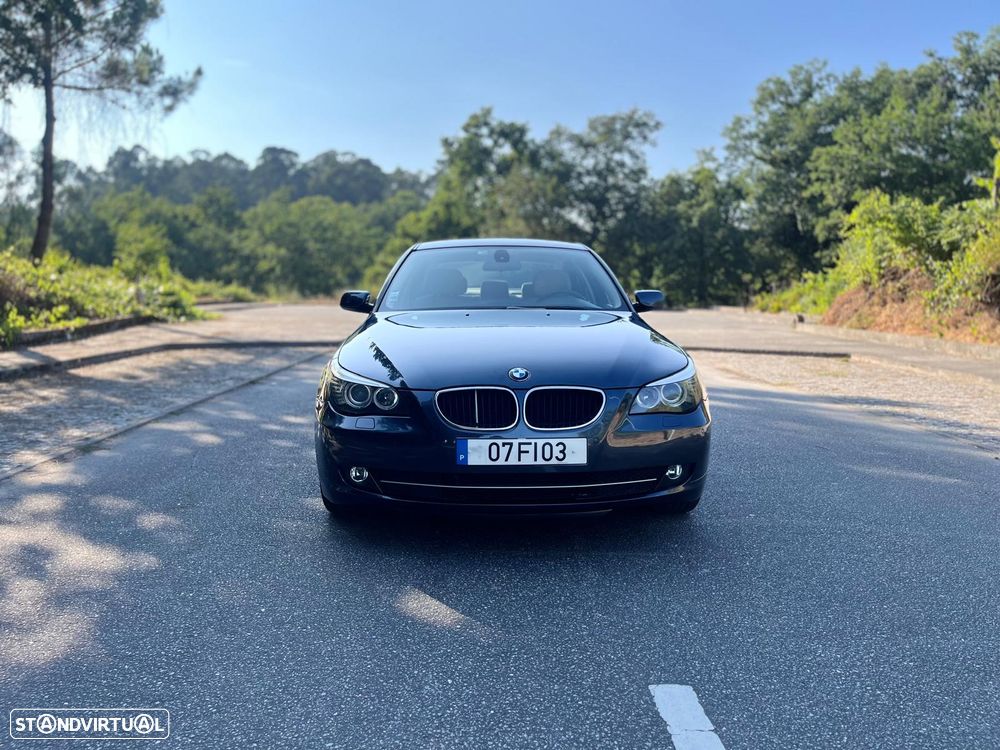 BMW 520 dA Executive - 10