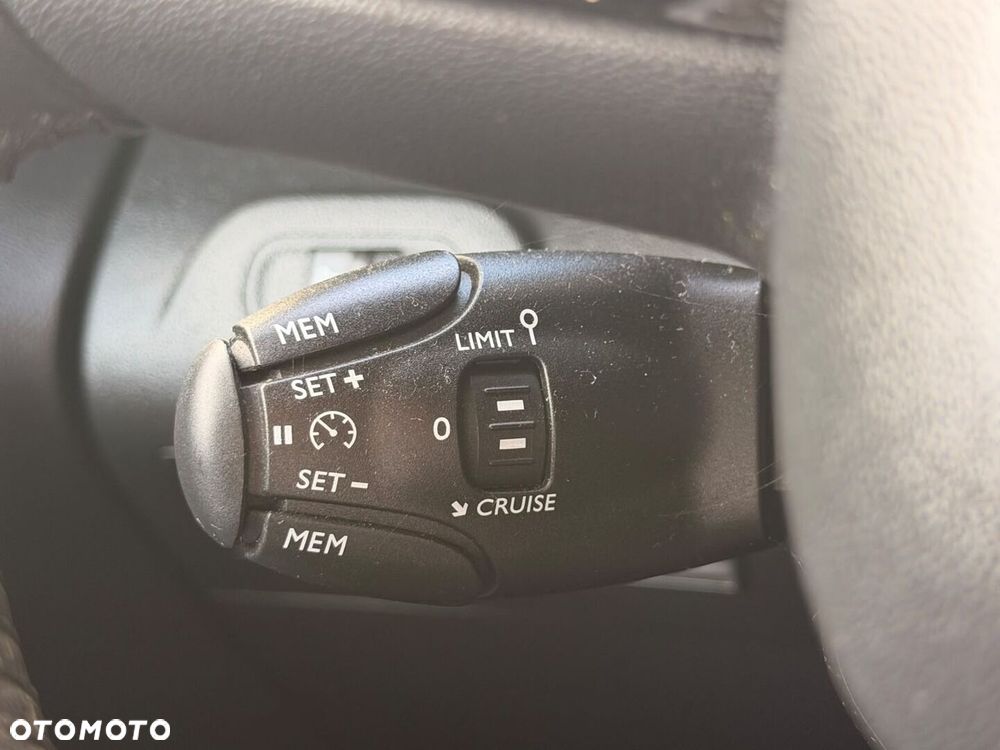 Toyota Proace City Verso 1.2 D-4T Family - 23