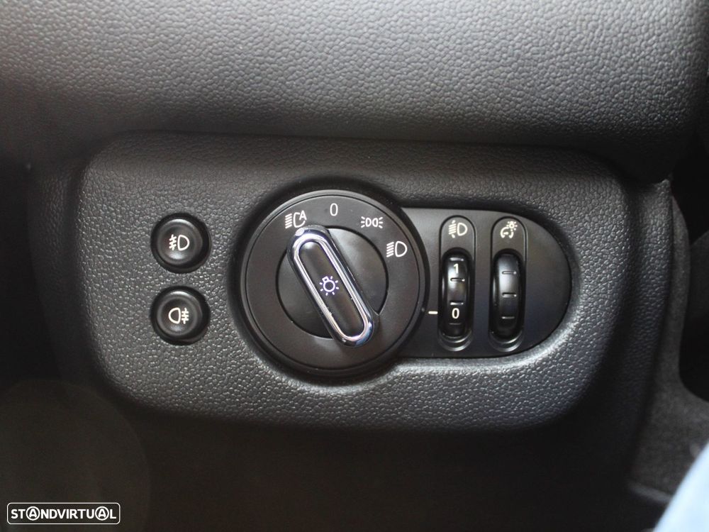 MINI Clubman One D Auto - 32