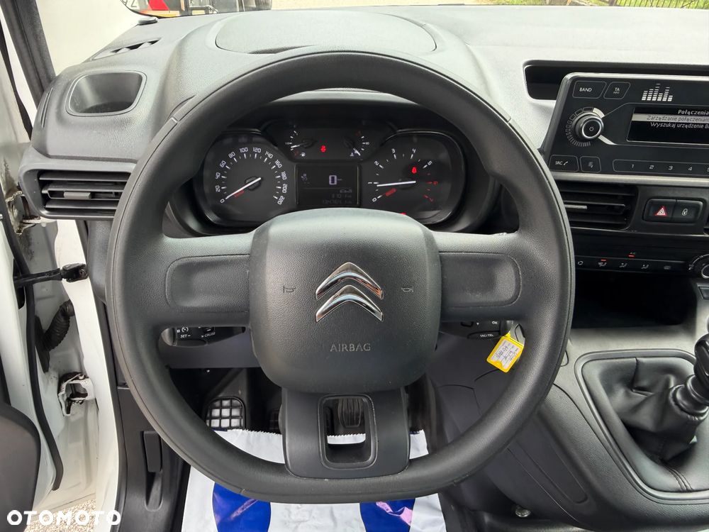 Citroën BERLINGO - 23