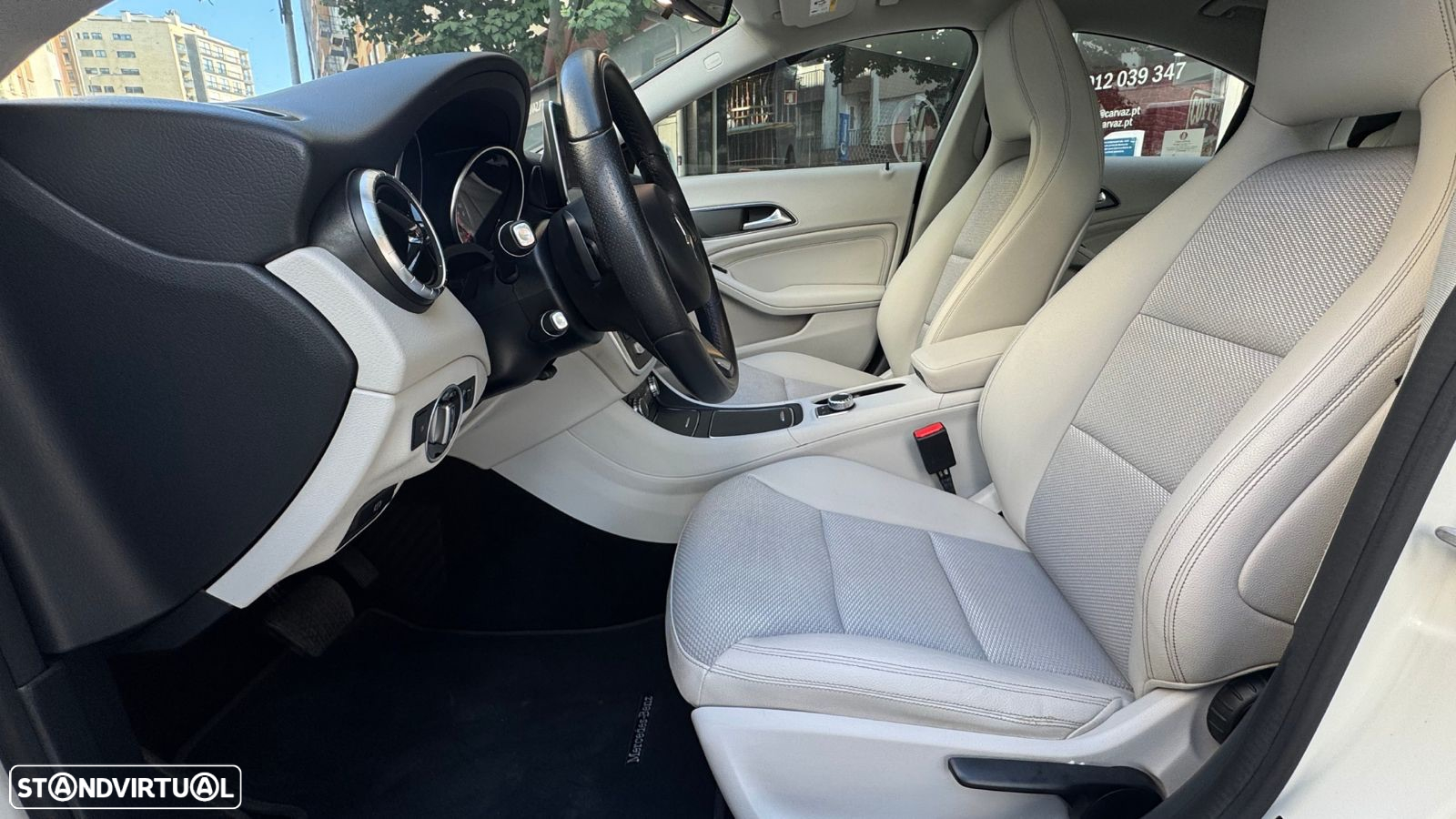 Mercedes-Benz CLA 220 - 12