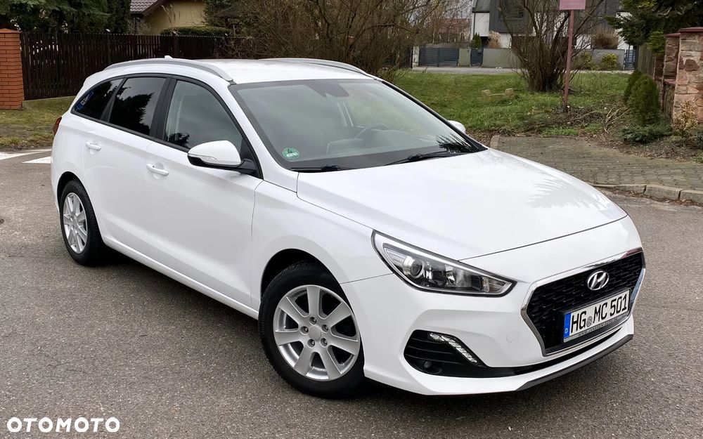 Hyundai i30 1.4 Passion - 14