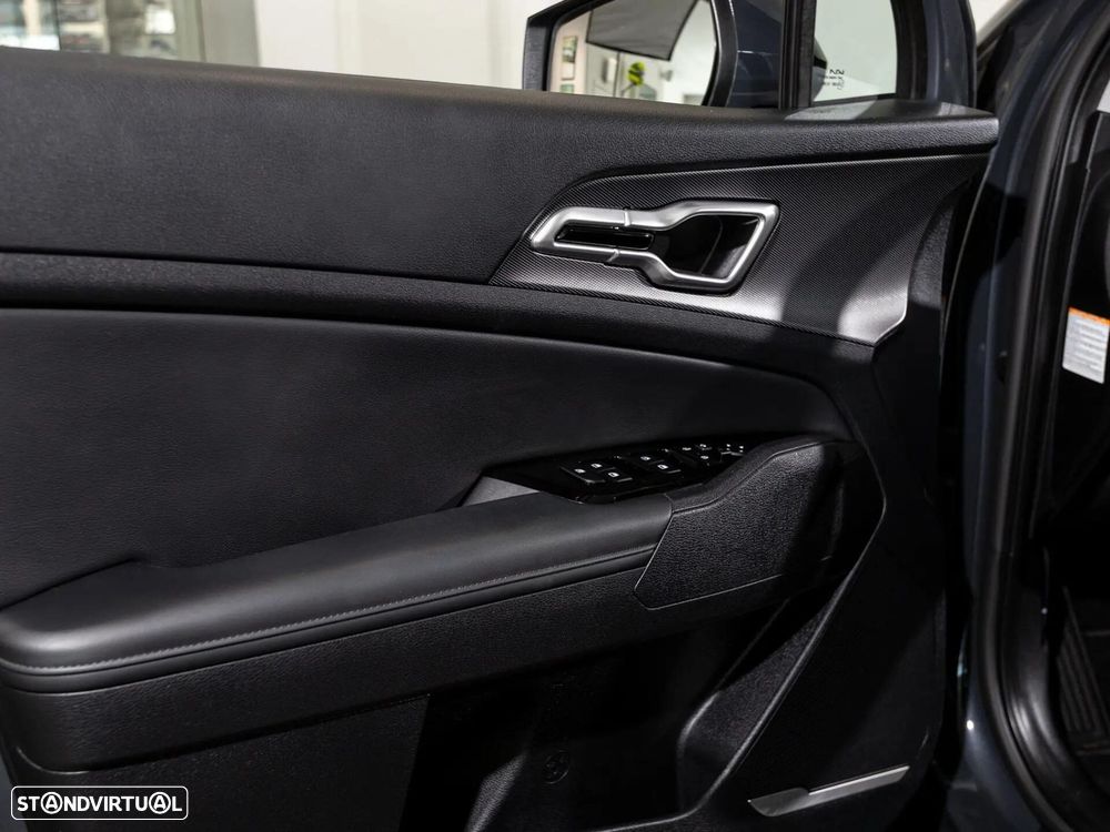 Kia Sportage 1.6 T-GDi PHEV Tech - 19