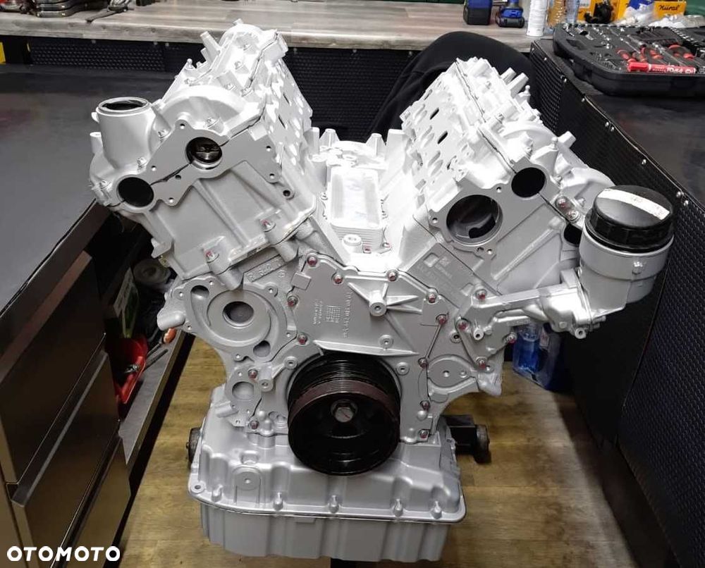 Silnik MERCEDES - BENZ OM 642 3.0 i 3.2 L V6 Nowy przebieg 0 km ! - 2