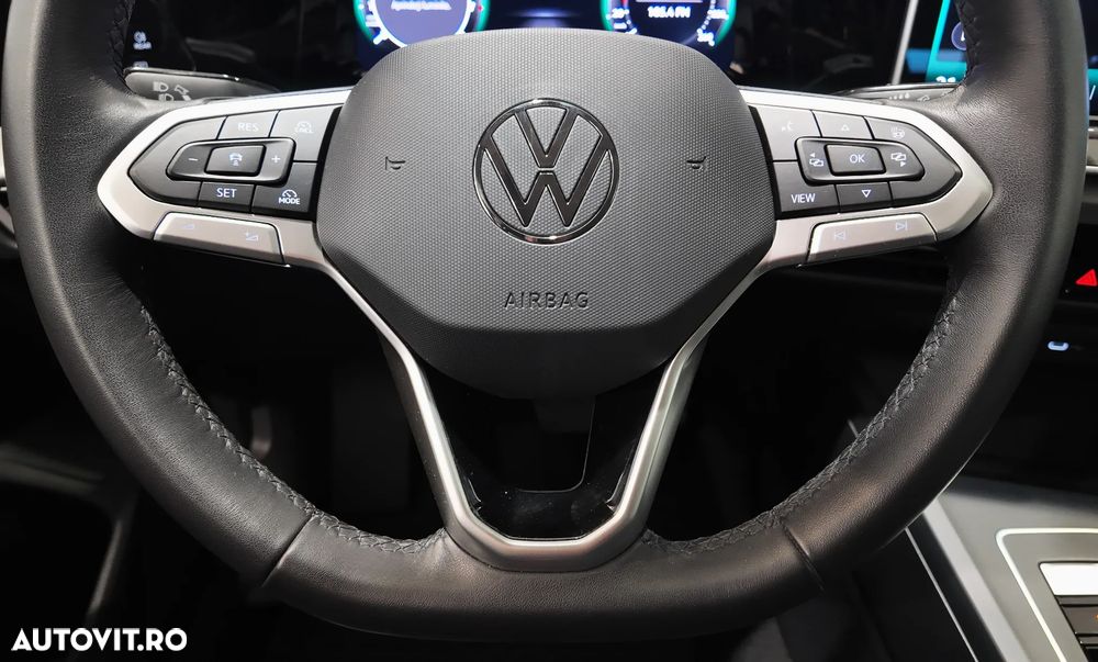 Volkswagen Golf 1.5 eTSI DSG MHEV Life - 20