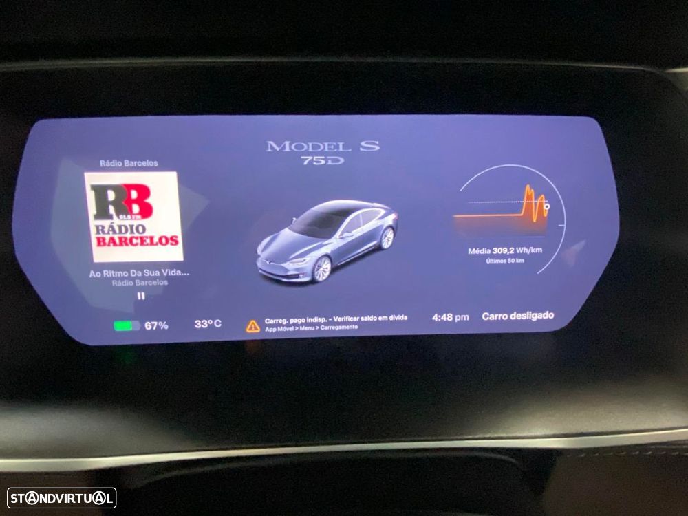 Tesla Model S - 10