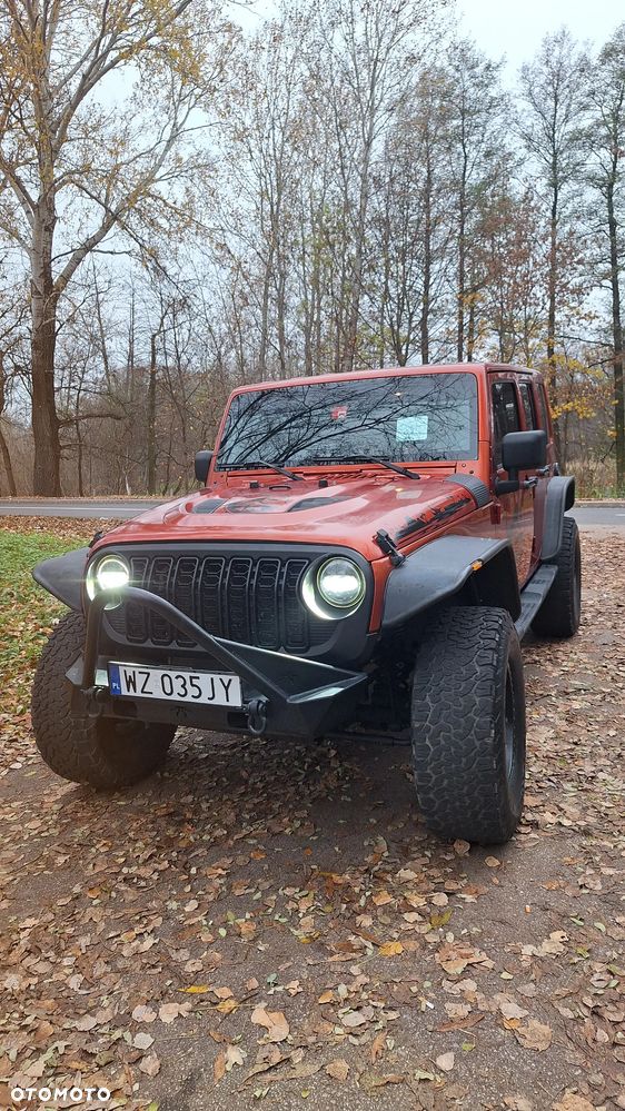 Jeep Wrangler Unlimited 3.8 Sahara - 18