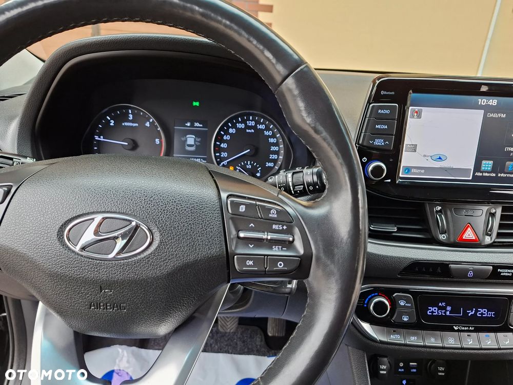 Hyundai i30 - 26