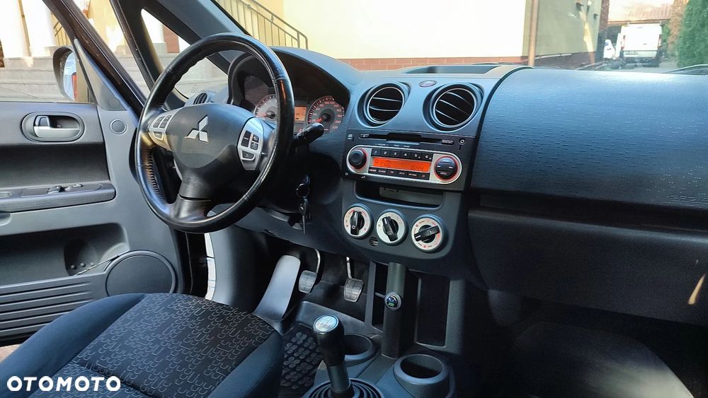 Mitsubishi Colt 1.3 Elegance EU5 - 10