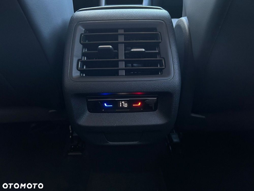 Volkswagen Tiguan - 26