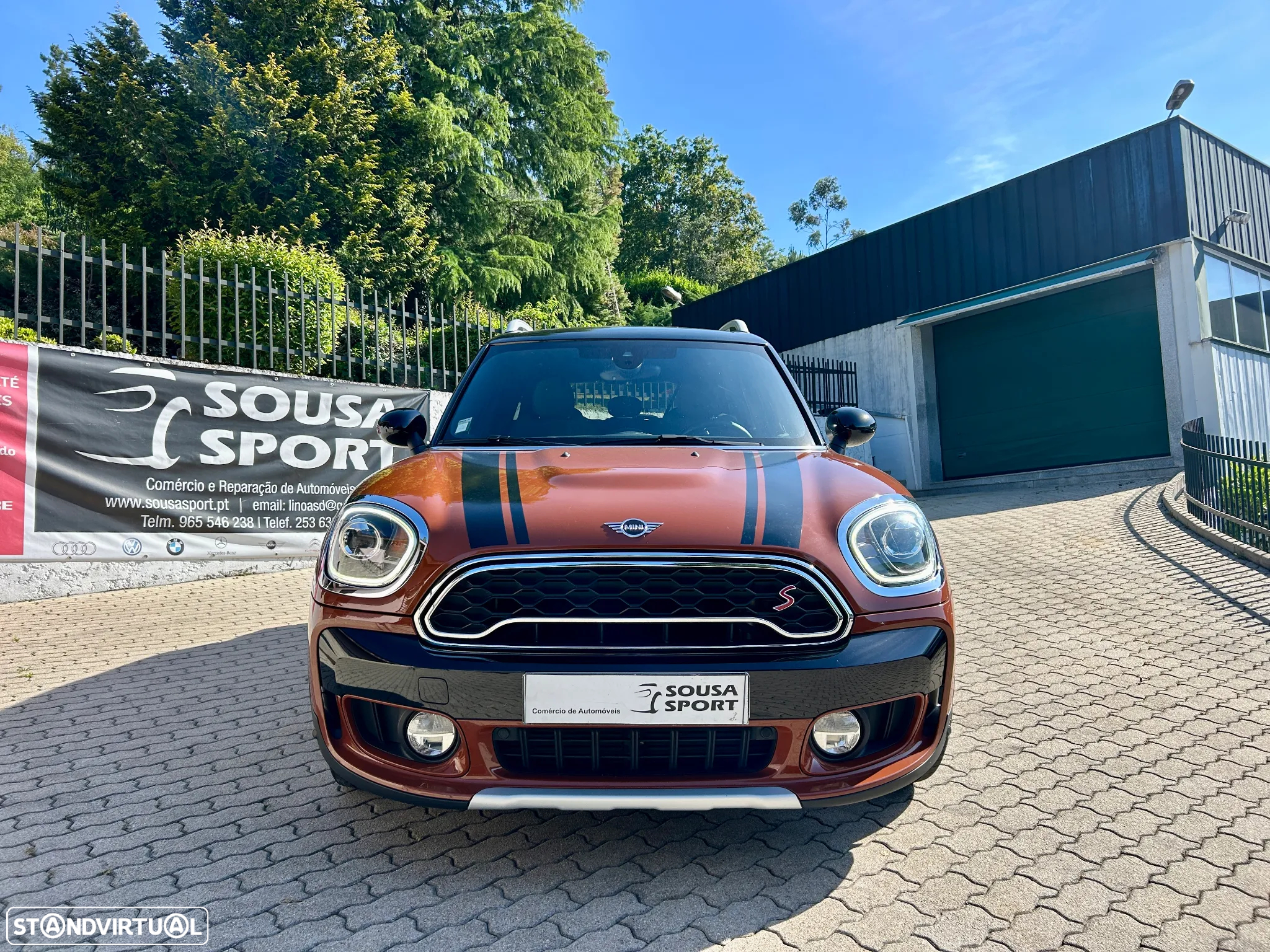 MINI Countryman Cooper SD Auto Desportiva - 9