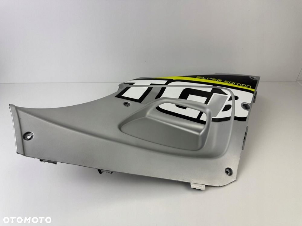 Prawa boczna owiewka bok TGB BLADE 550 600 1000 2019+ - 12
