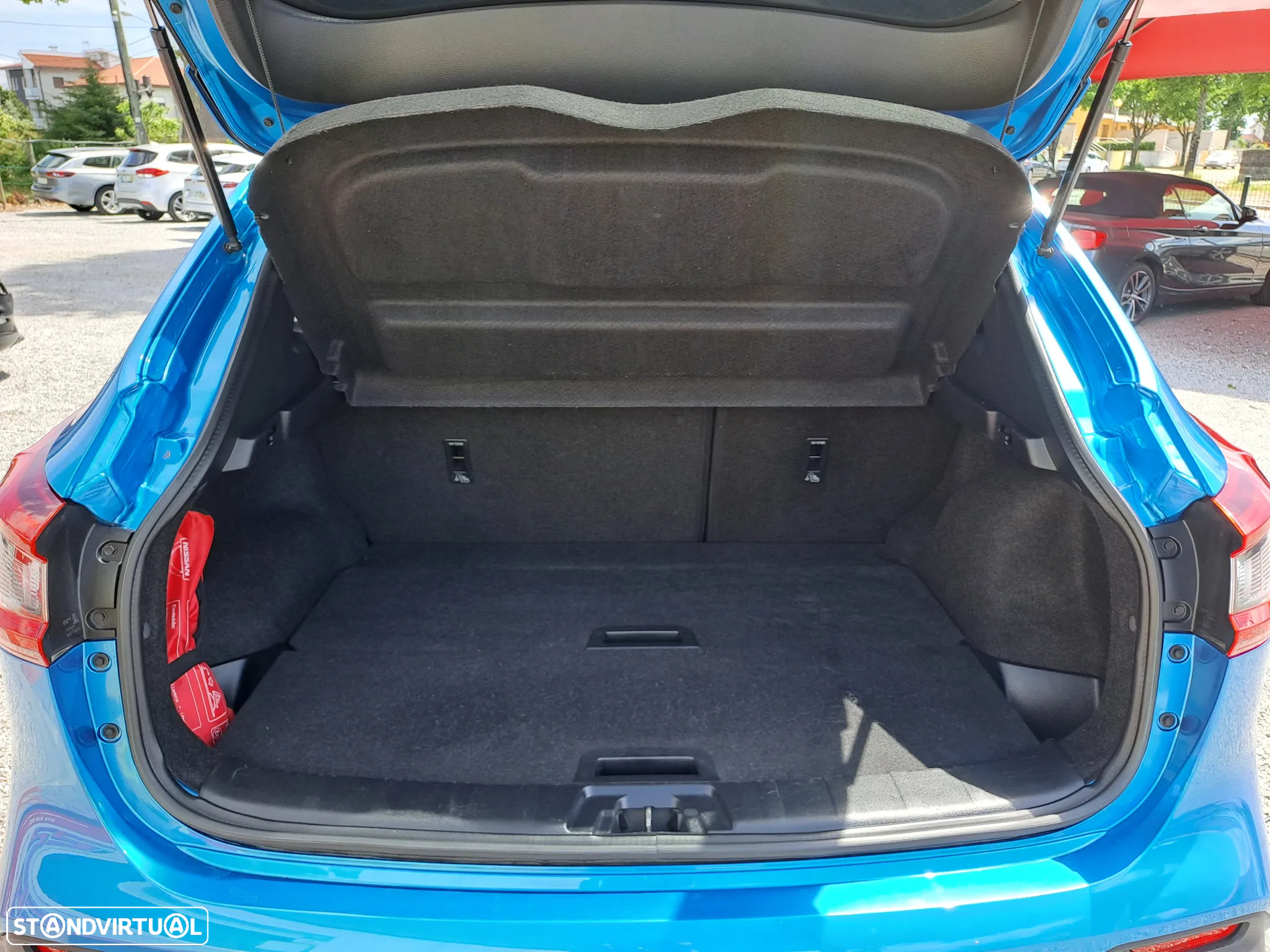 Nissan Qashqai 1.5 dCi N-Connecta 18 - 27