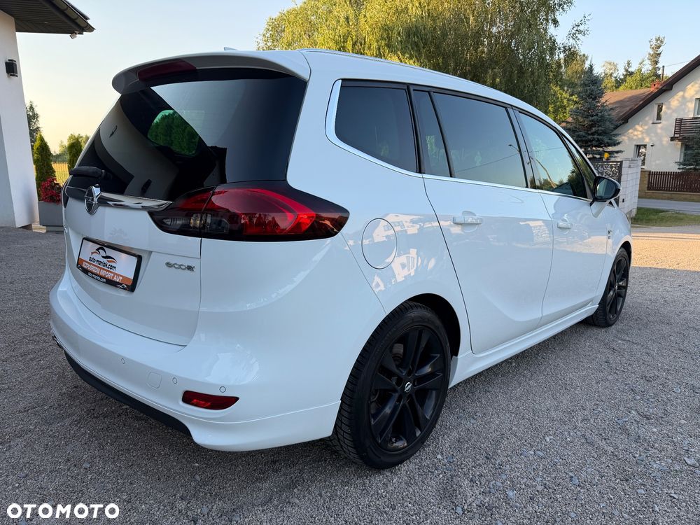 Opel Zafira 2.0 D (CDTI ecoFLEX) Start/Stop Innovation - 17