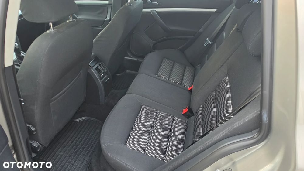 Skoda Octavia 1.8 TSI 4x4 Scout - 25