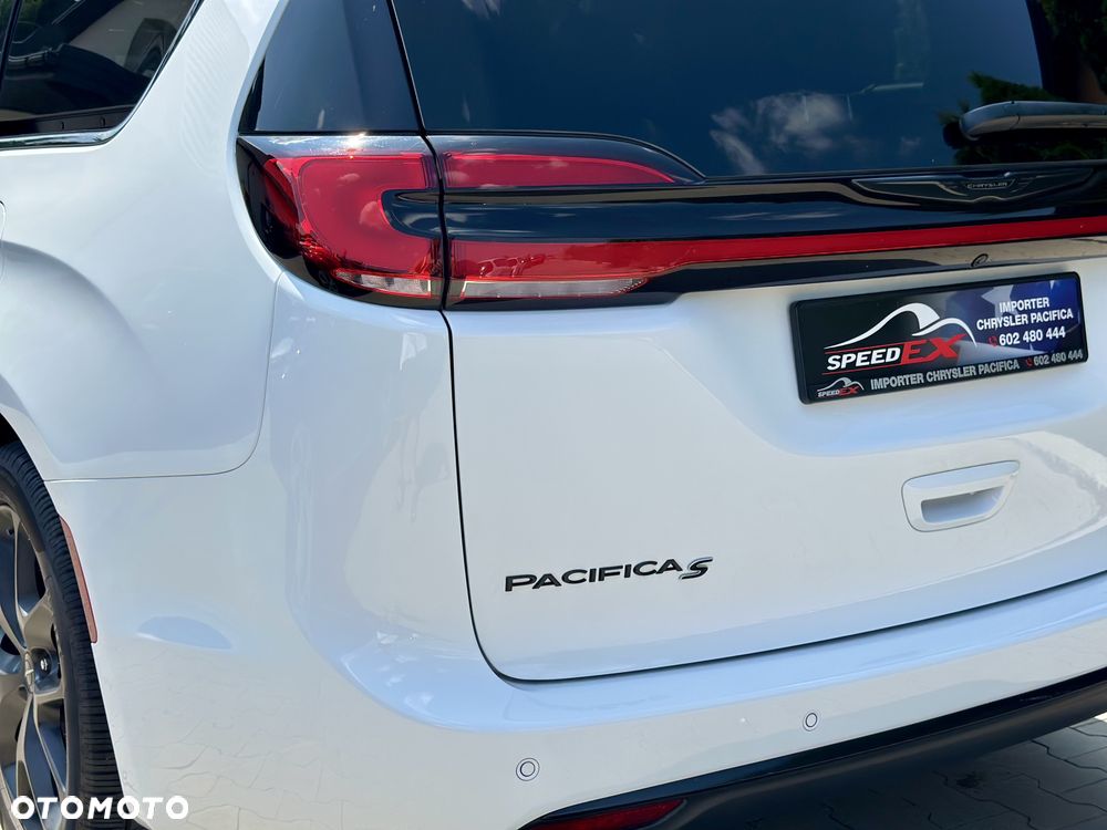 Chrysler Pacifica - 7
