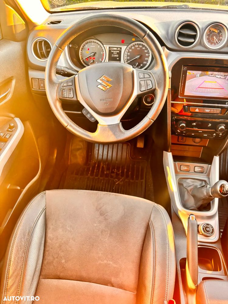 Suzuki Vitara - 10