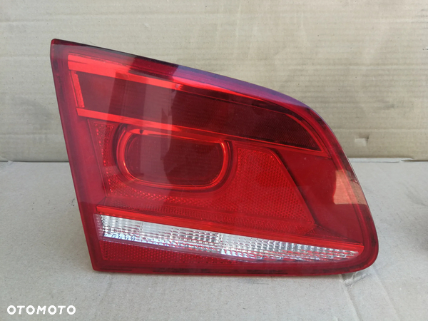 VW Passat B7 lampa tył w klapę sedan lewa 3EA945093E UK