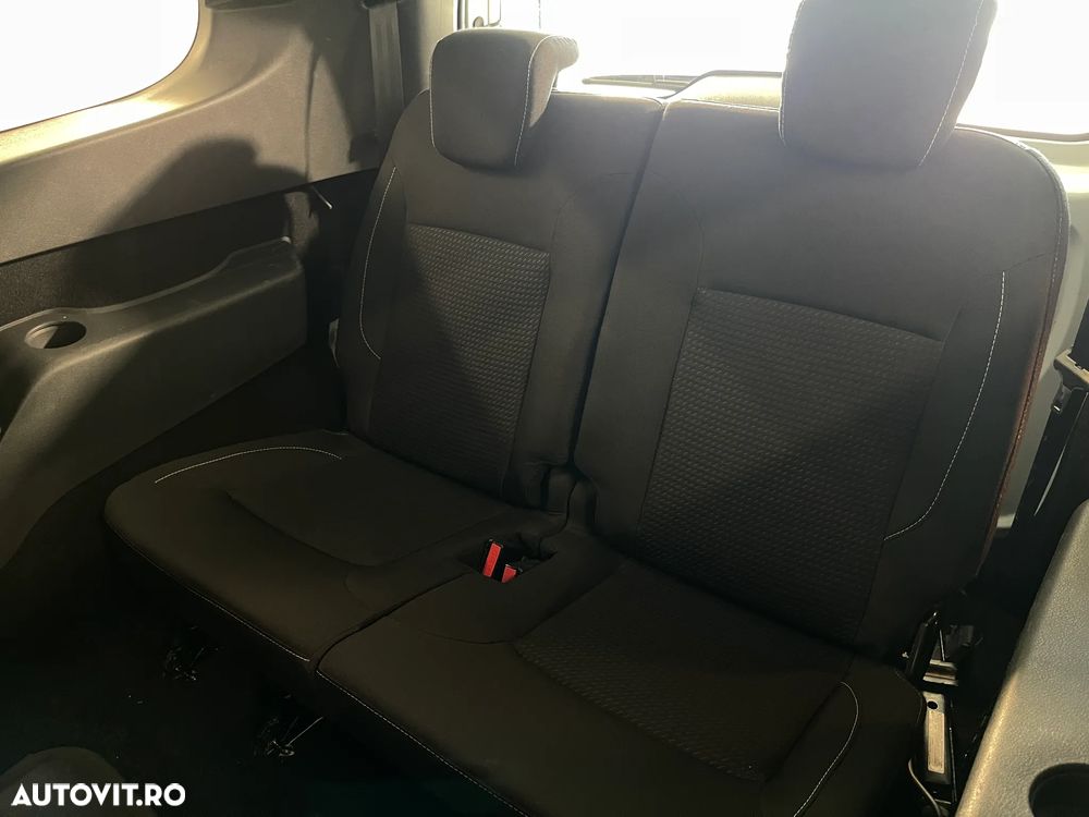 Dacia Lodgy 1.5 Blue dCi Laureate - 12