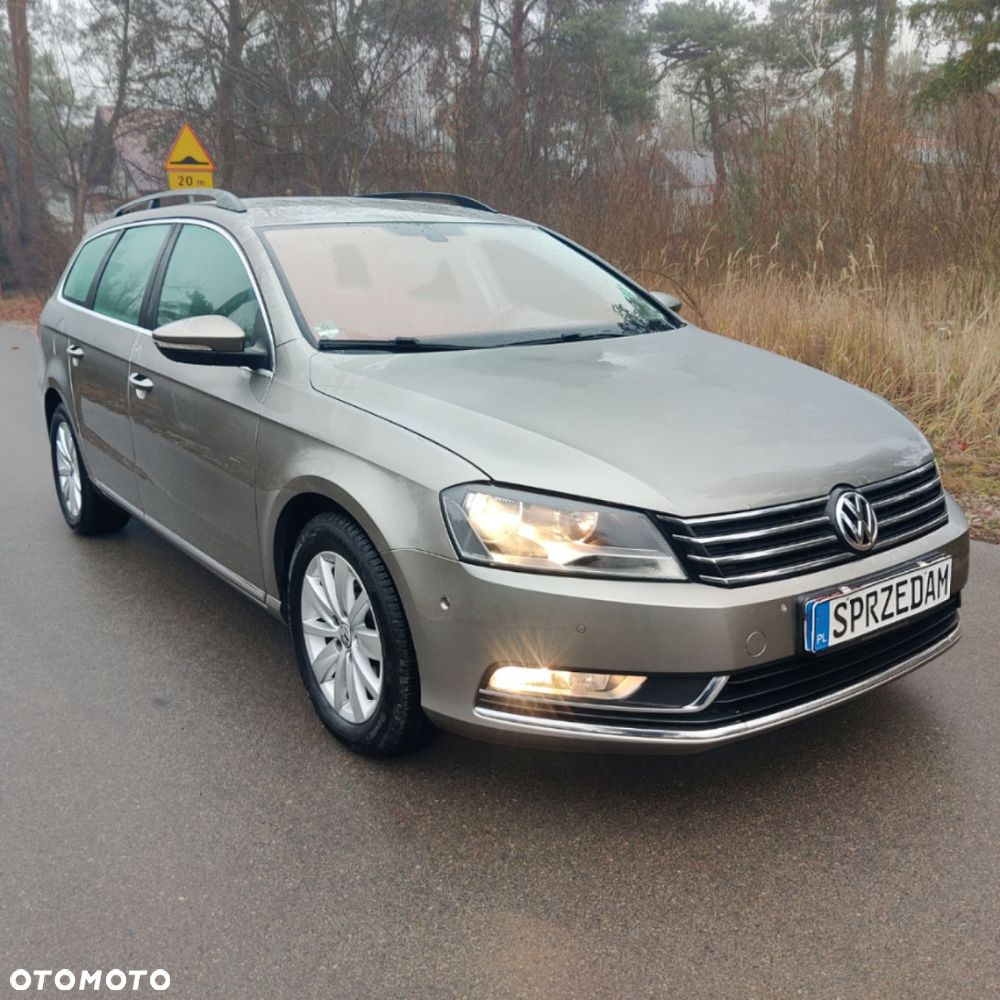 Volkswagen Passat - 2