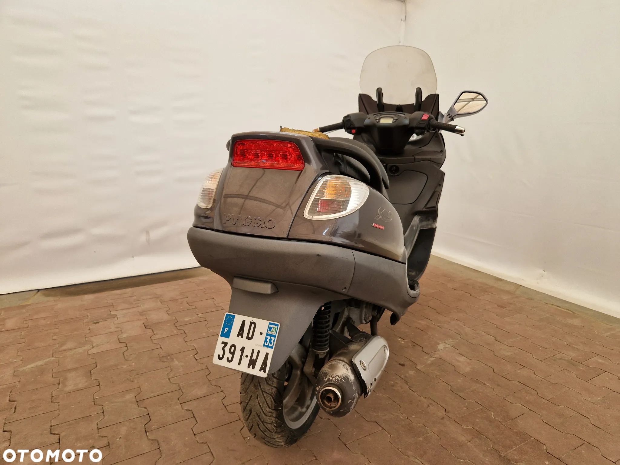 Piaggio X9 - 13