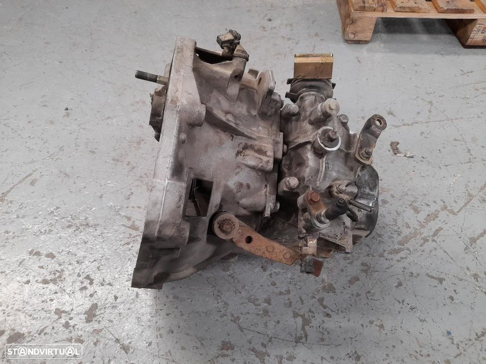 CAIXA VELOCIDADES FIAT PUNTO 2000 - 2