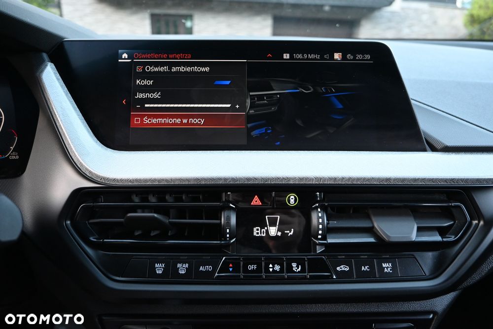 BMW Seria 1 118d Business Edition sport - 33