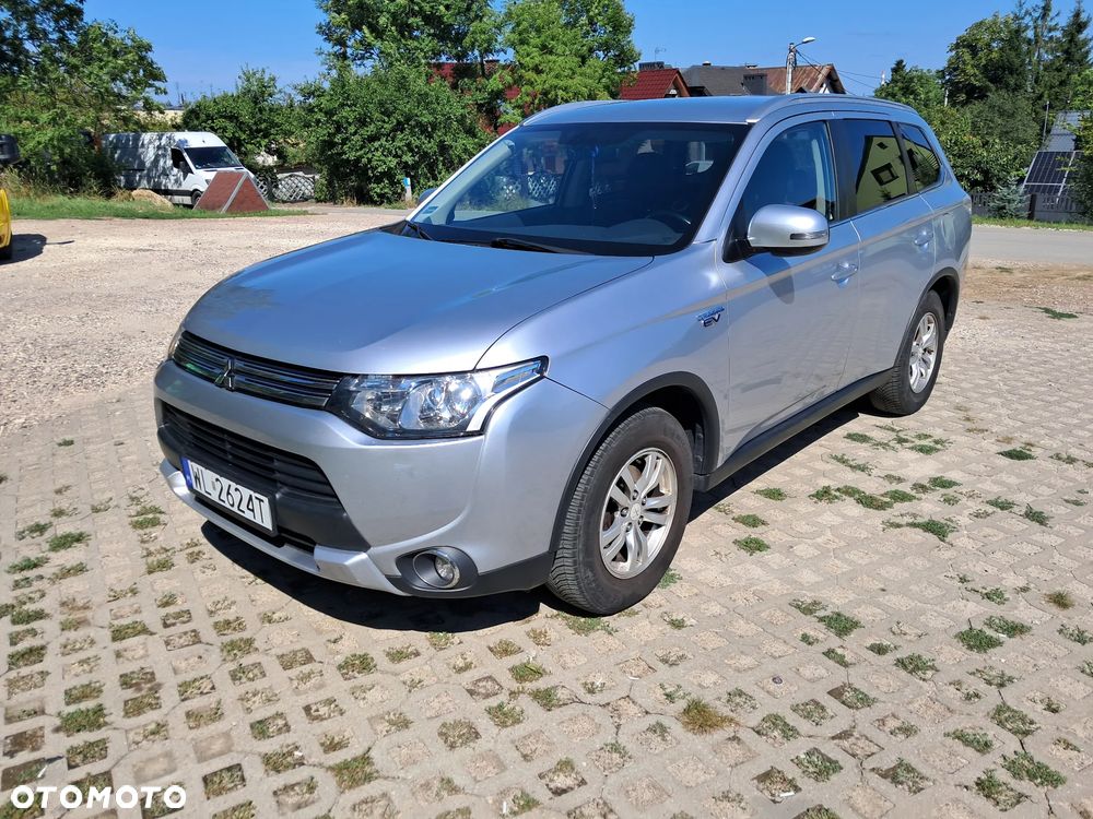 Mitsubishi Outlander Intense + - 3
