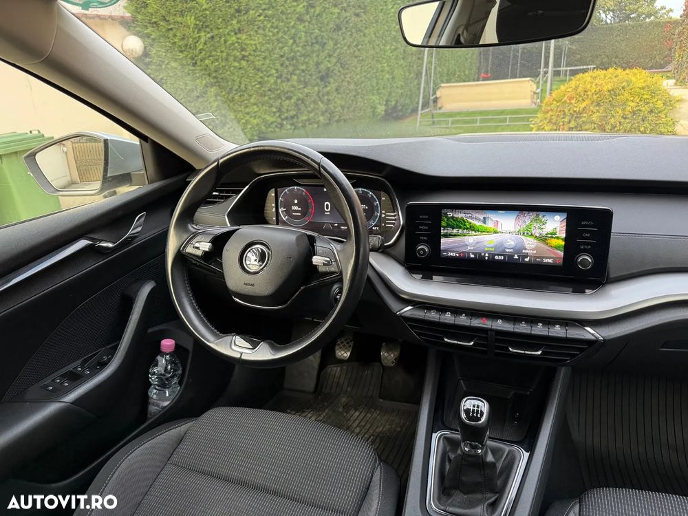 Skoda Octavia 2.0 TDI Style - 8