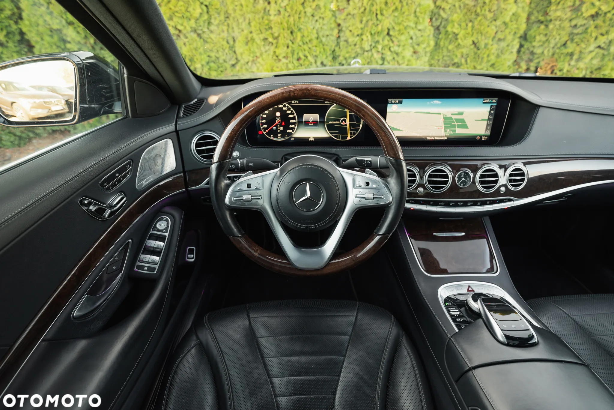 Mercedes-Benz Klasa S 400 d 4-Matic L 9G-TRONIC - 11