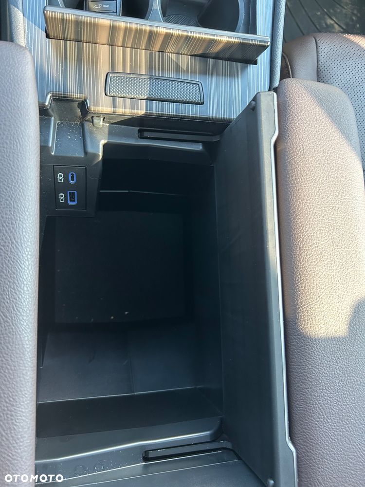 Toyota Sienna - 28