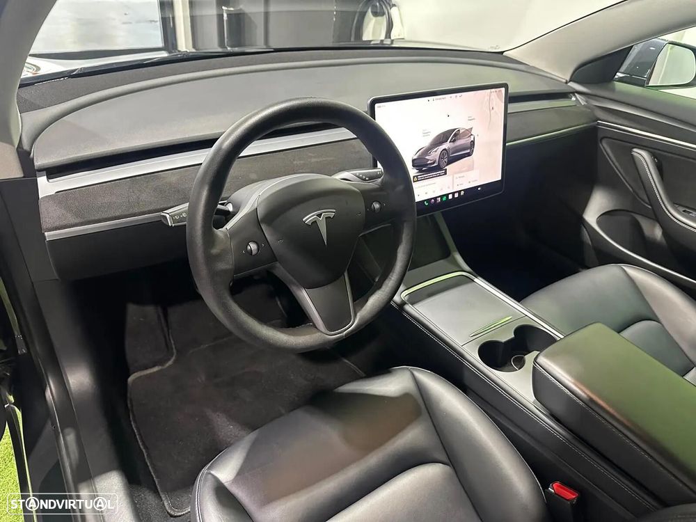 Tesla Model 3 Standard RWD - 6