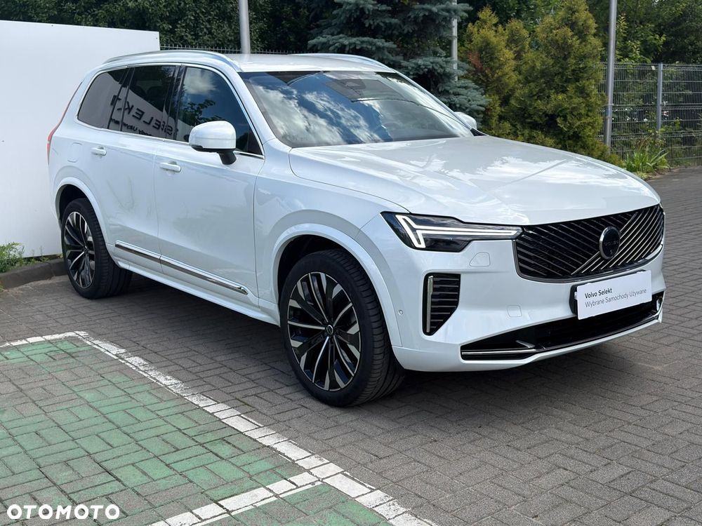Volvo XC 90 - 8