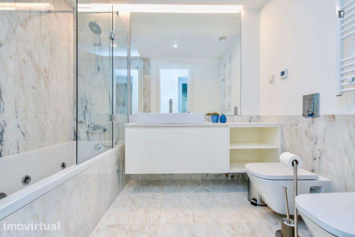 Apartamento com 2 quartos - localizado em Benfica Lisbon - Grande imagem: 2/17