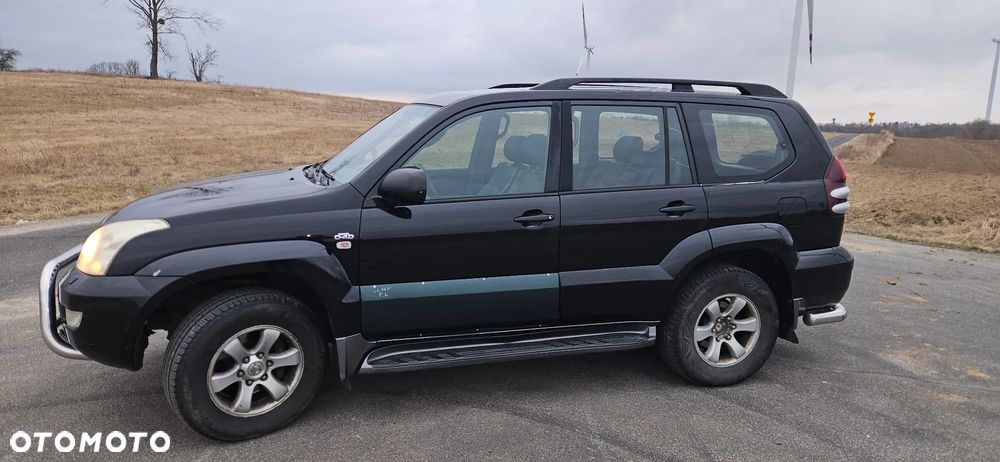 Toyota Land Cruiser - 2
