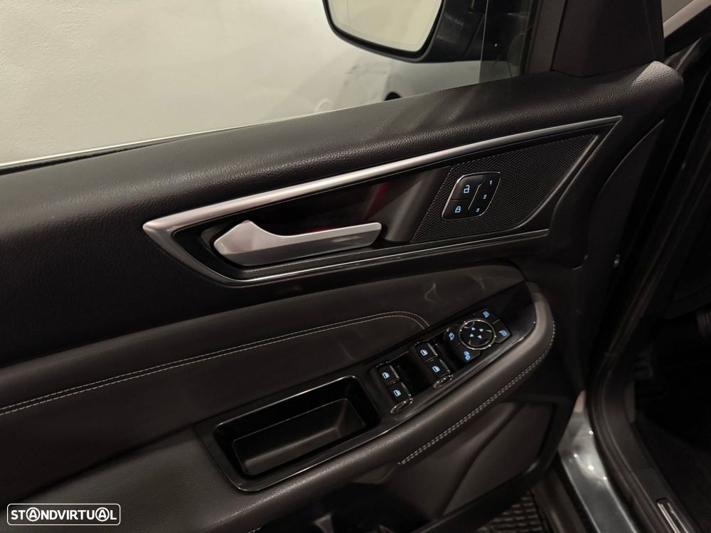 Ford Galaxy 2.0 TDCi Titanium - 54