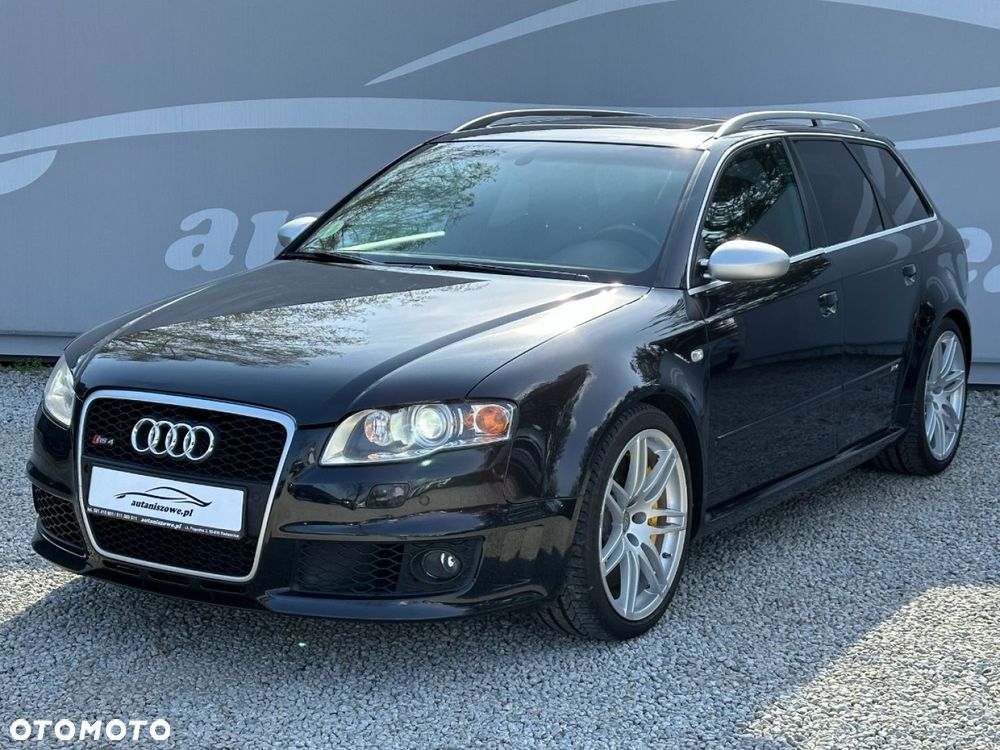 Audi RS4 Avant Avant - 12