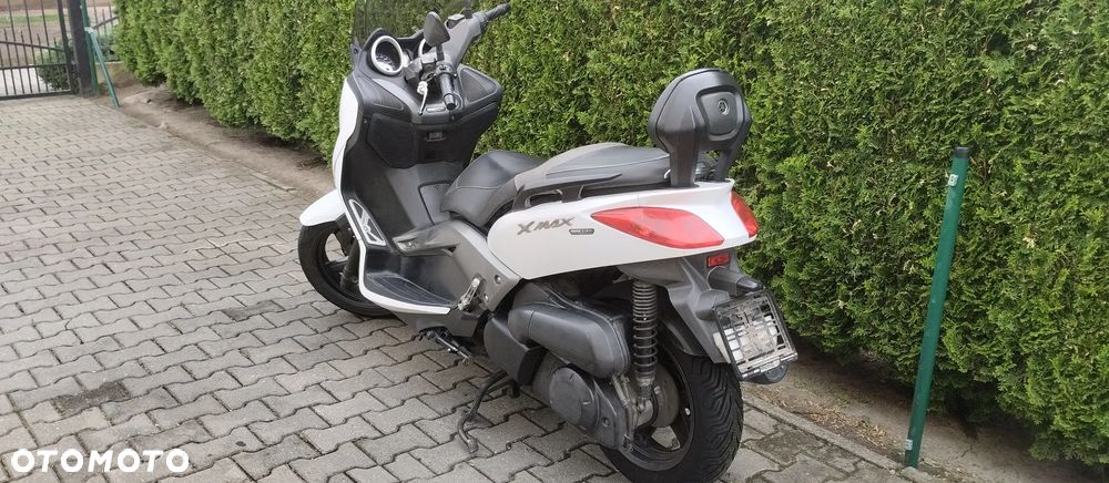 Yamaha X-max - 3