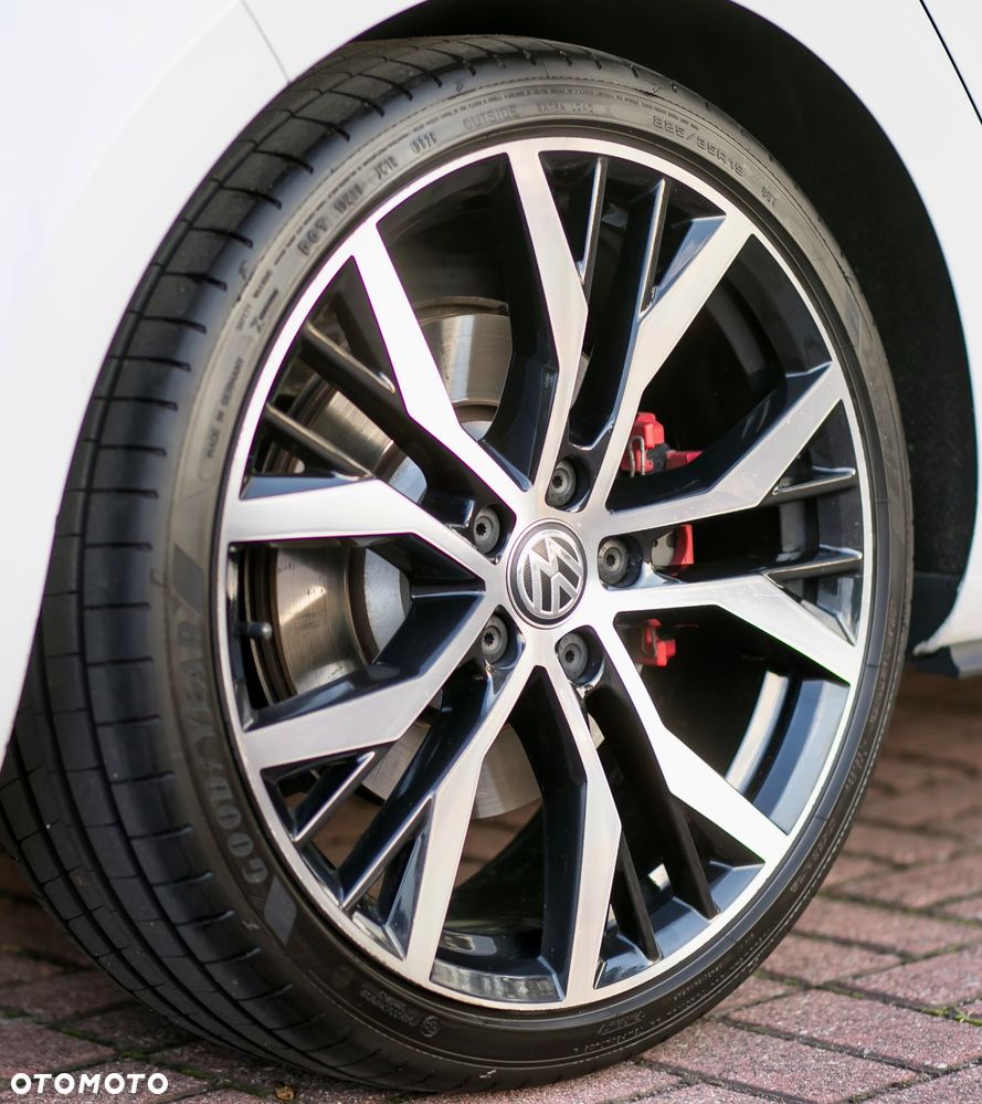 Volkswagen Golf 2.0 TSI BMT GTI Performance - 12